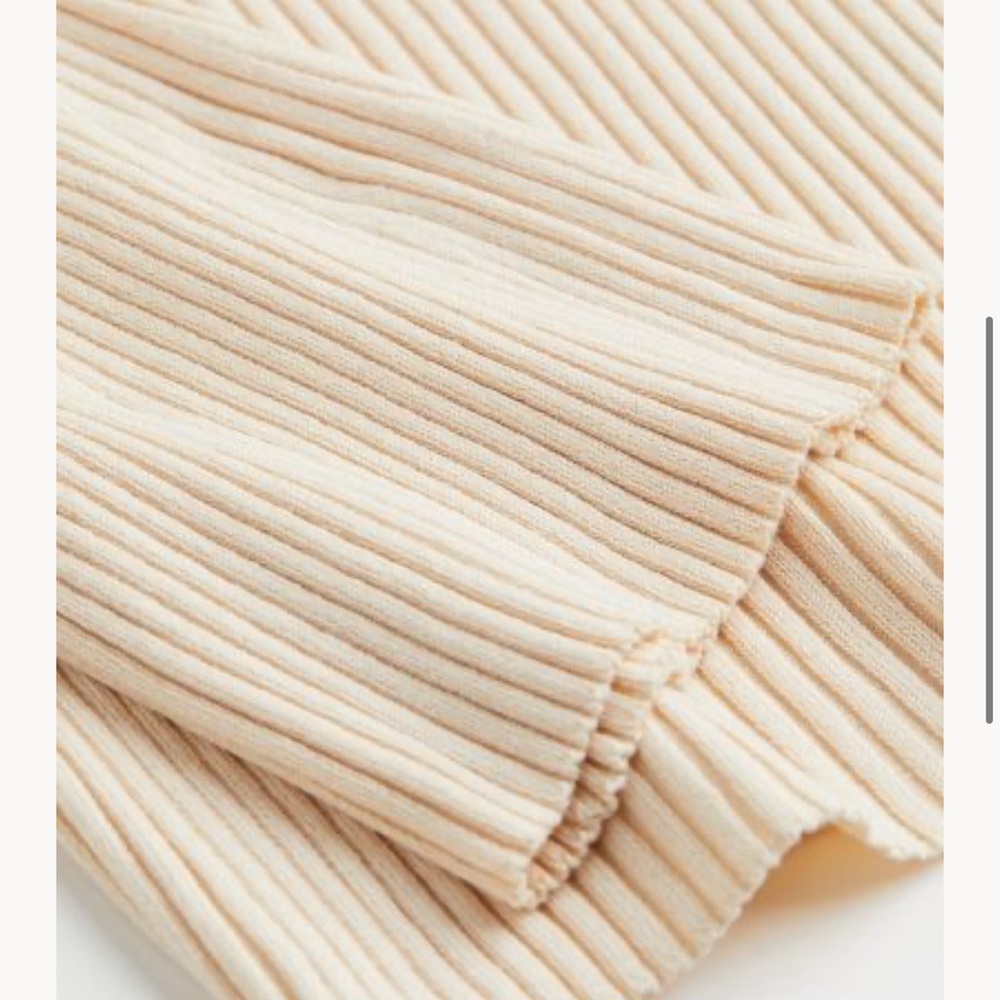 H&M Rib-Knit Sweater New - Picture 3 of 3